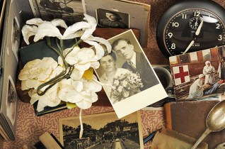 jon-crispin-dmytres-suitcase-01